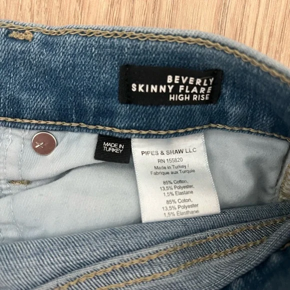 Veronica Beard jeans Beverly skinny flare high rise jean